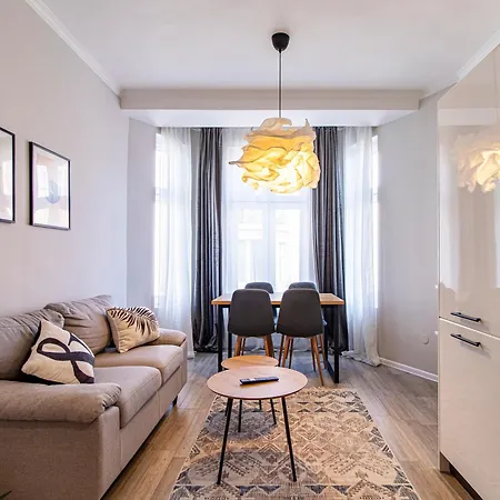 2-bedroom Oasis In Center Apartment Sofia